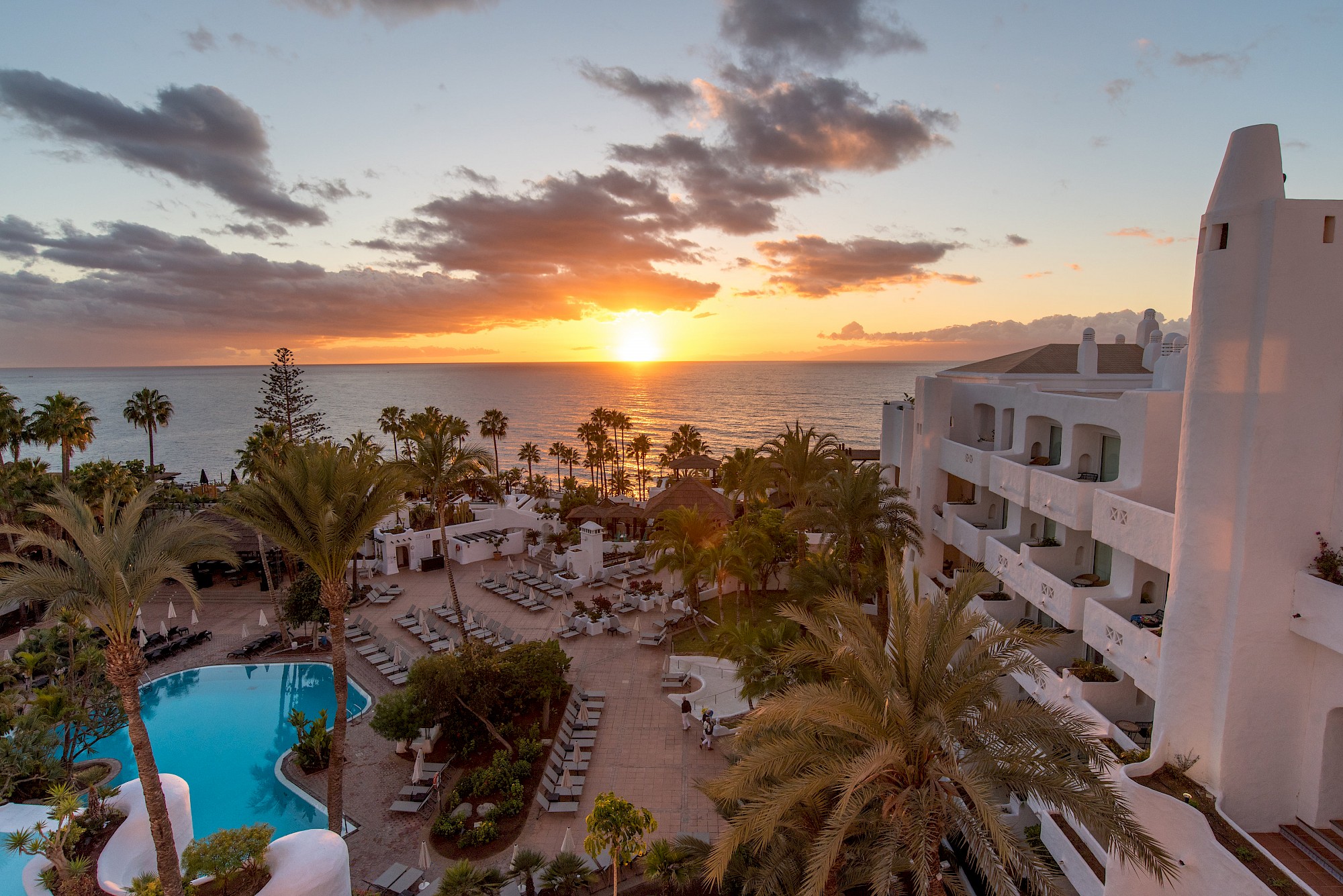 Hotel Jardin Tropical | Golf Hotels in Tenerife Spain