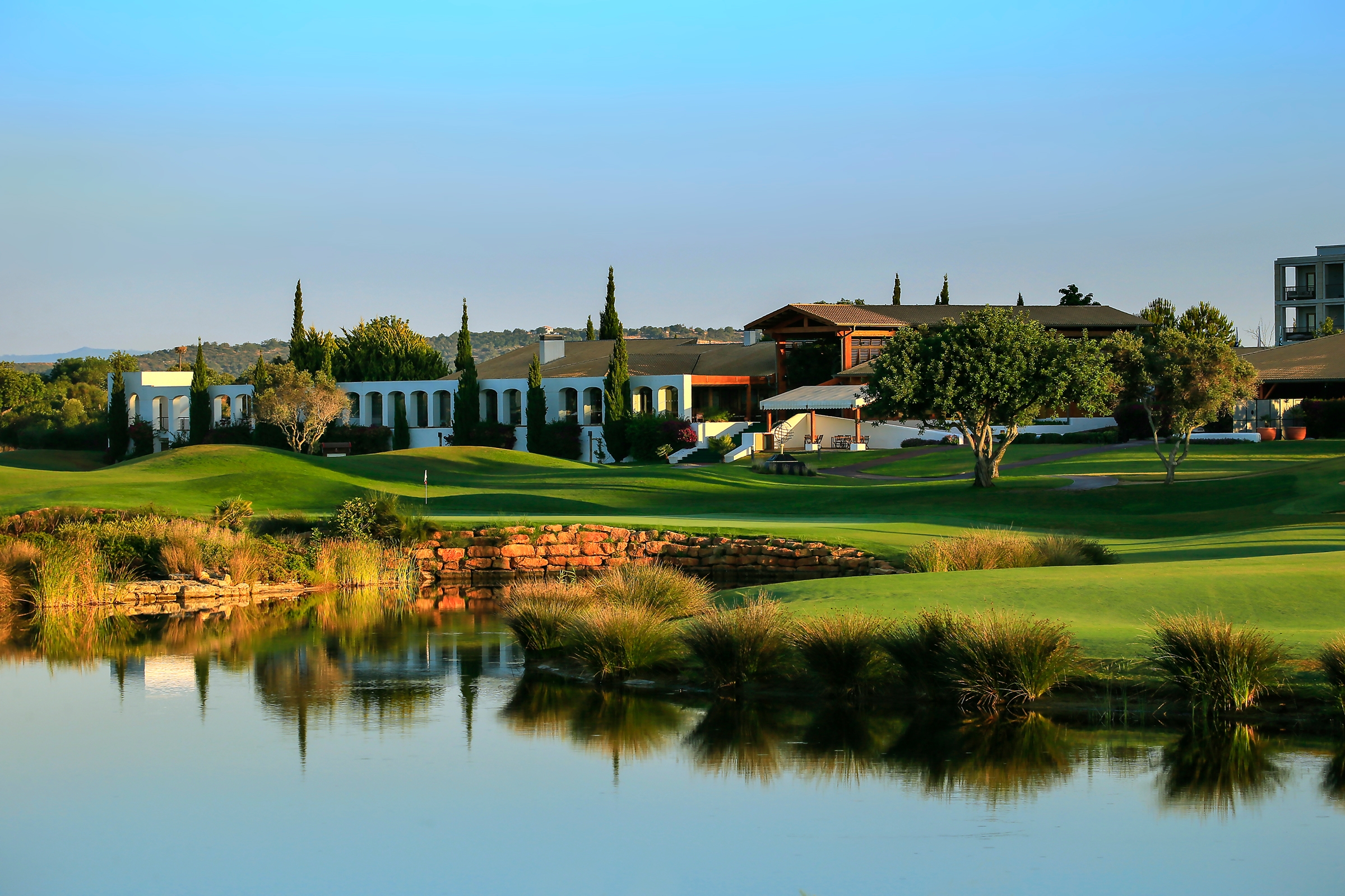 Dom Pedro Victoria Course Holidays